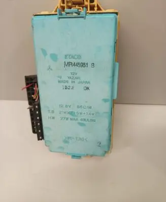 Mitsubishi Pajero Pinin Fuse box set MR445951B
