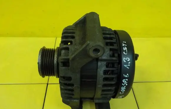 Opel Corsa E Generator/alternator 0126312104 7SP124