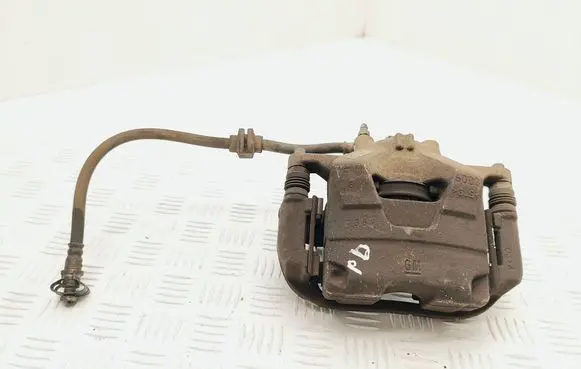 Opel Zafira C Front brake caliper