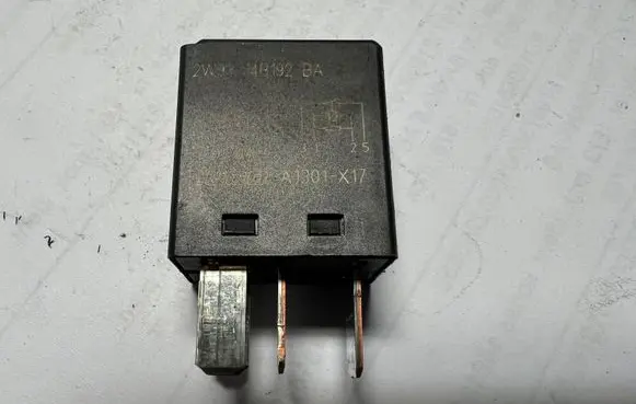 Ford Focus Other relay 2W9314B192BA