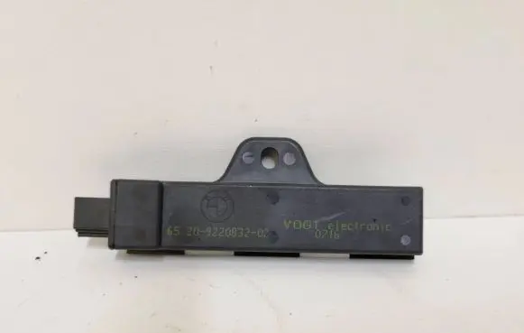 BMW 7 F01 F02 F03 F04 Keyless (KESSY) go control unit/module 9220832 65209220832 6520922083202