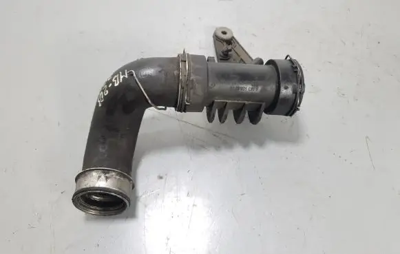 Mercedes-Benz CLC CL203 Air intake duct part A2035200295