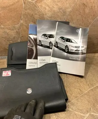 Mercedes-Benz C W204 User manual 
