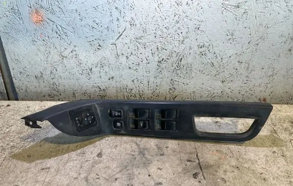 Mitsubishi Lancer X Electric window control switch 8608A058 11Y8D1 C8DD606MB
