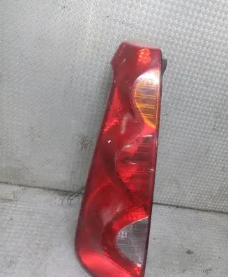 Nissan Note (E11) Rear/tail lights 22016752