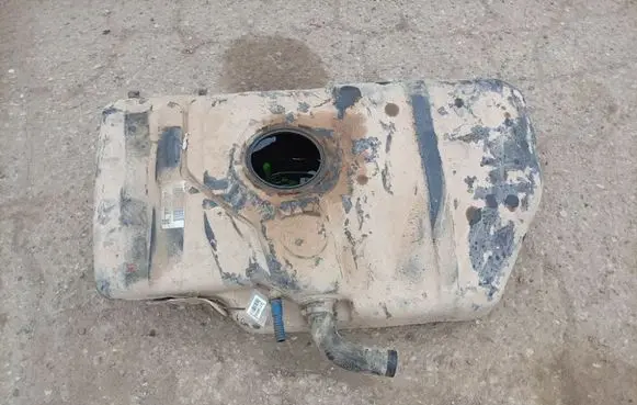 Opel Zafira B Fuel tank 13235728