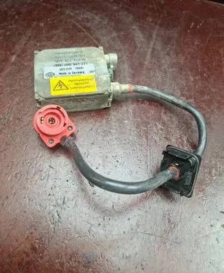 Audi A6 Allroad C5 Headlight ballast module Xenon 5DV00776015 4B0941471