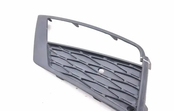 Seat Ateca Front bumper lower grill 575853665A