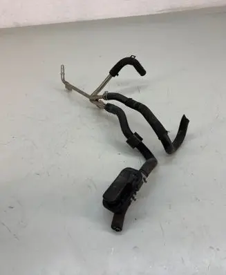 Volkswagen Tiguan Allspace Fuel line pipe 04L201360