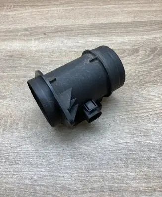 Volkswagen Golf II Mass air flow meter 074906461 71822101