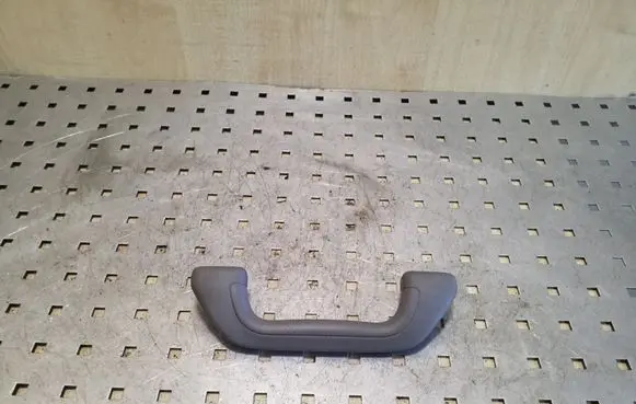 Honda CR-V Front interior roof grab handle