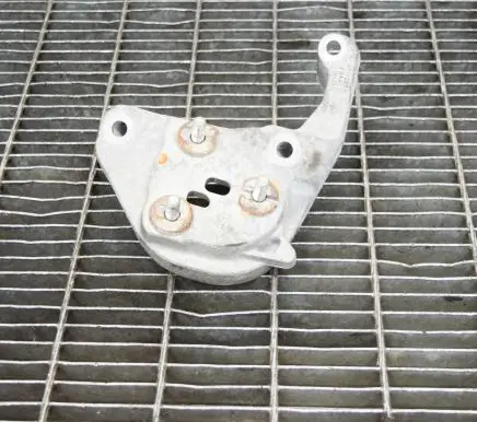Volvo V40 Engine mounting bracket 326D15K 30778783