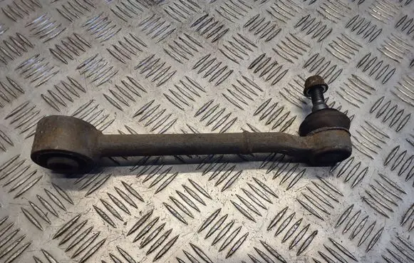 Toyota Avensis T270 Rear control arm