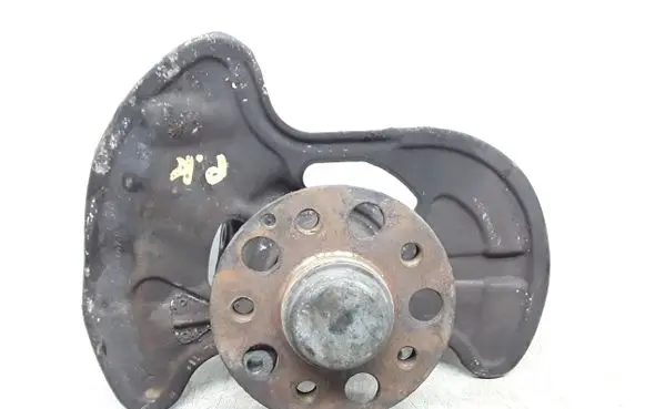 Mercedes-Benz C W204 Front wheel hub spindle knuckle