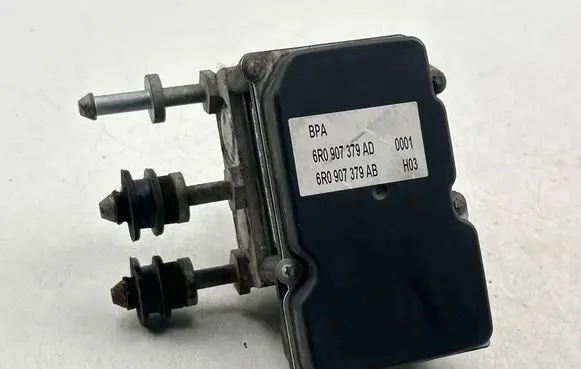 Volkswagen Polo V 6R ABS Pump 6R0907379AD 0001 6R0907379AB