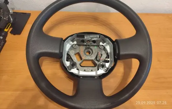 Nissan Micra Steering wheel SV4001500 48430AX303