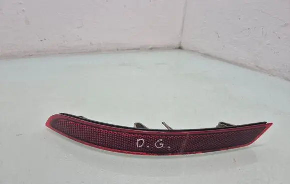 Opel Astra J Rear tail light reflector 13282240
