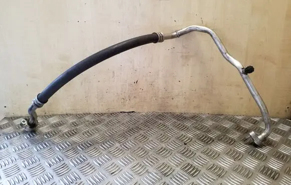 Volkswagen PASSAT B8 Air conditioning (A/C) pipe/hose 5Q0820743M