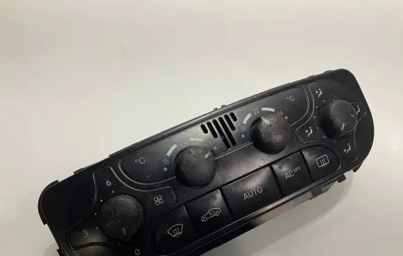 Mercedes-Benz Sprinter W906 Climate control unit A2098300085 9140010497 D310432