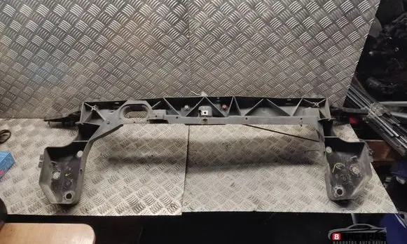 Top upper radiator support slam panel