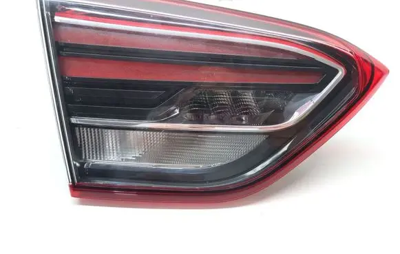Opel Crossland X Tailgate rear/tail lights 39137527