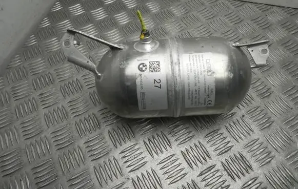 BMW 7 G11 G12 Vacuum air tank 6861933