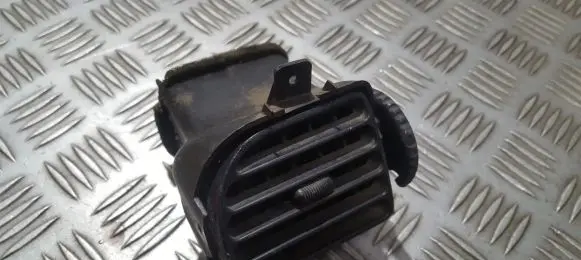Mazda 323 Dash center air vent grill bc1cgm831