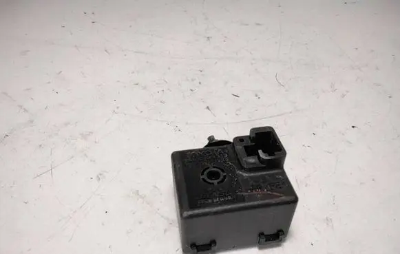 Lexus IS 220D-250-350 Sensor 8665248010 0689003980