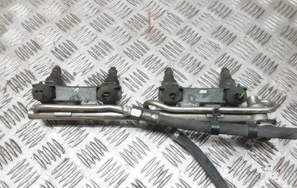 Audi A4 S4 B5 8D Fuel injectors set 0280150444