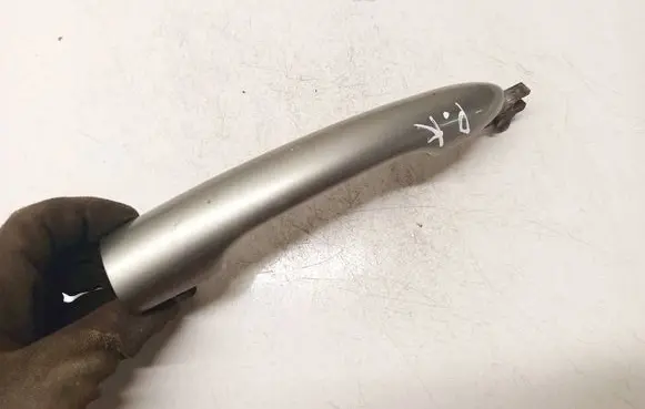 Nissan Primera Front door exterior handle 80640AV600