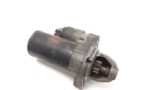 BMW 5 E60 E61 Starter motor 7515391