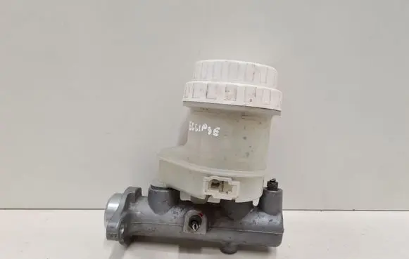 Mitsubishi Eclipse Master brake cylinder