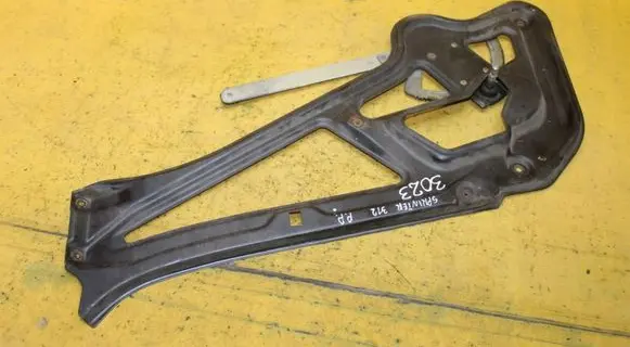 Mercedes-Benz Sprinter W901 W902 W903 W904 Front window lifting mechanism without motor