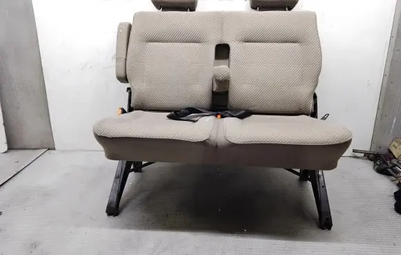 Volkswagen Transporter - Caravelle T4 Second row seats 