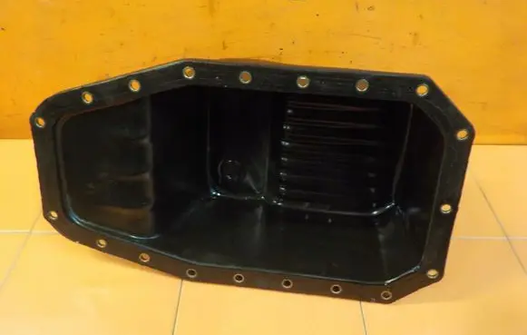 Iveco Daily 3rd gen Oil sump 5MB30