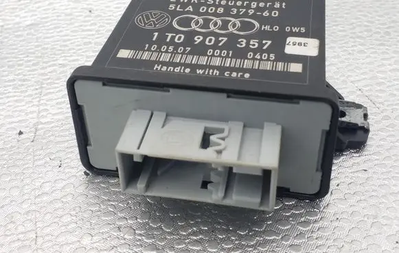 Skoda Octavia Mk2 (1Z) Light module LCM 1T0907357 5LA00837960