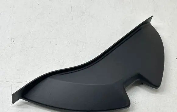 Renault Megane IV Dashboard side end trim 689210331R 1573129X
