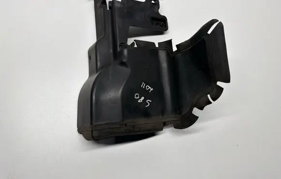 Volvo S80 Intercooler air guide/duct channel 31323243