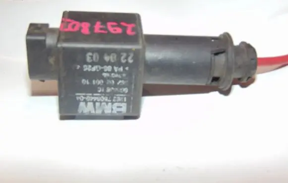 BMW 3 E46 Other relay 12637506449 66853610