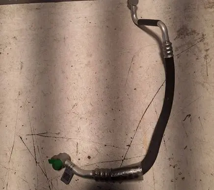 Air conditioning (A/C) pipe/hose