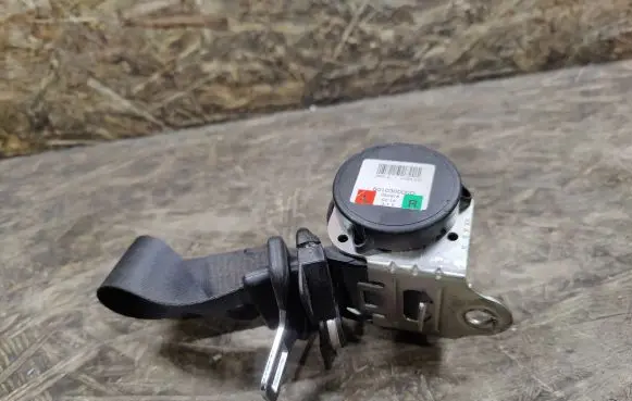 Mini One - Cooper R50 - 53 Rear seatbelt 601030000D 16923098