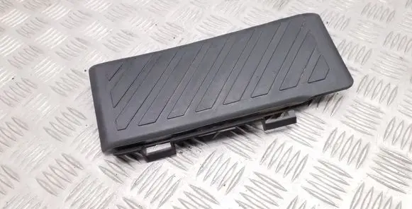 Skoda Octavia Mk3 (5E) Foot rest pad/dead pedal 5Q1864777B