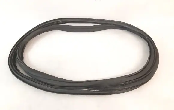 Trunk rubber seal (body)