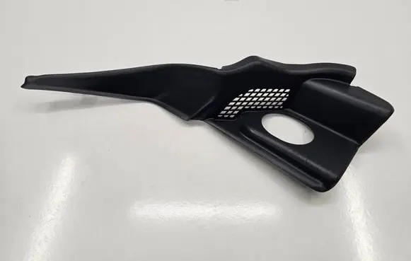 Dodge Durango III Wiper trim 68260207AC