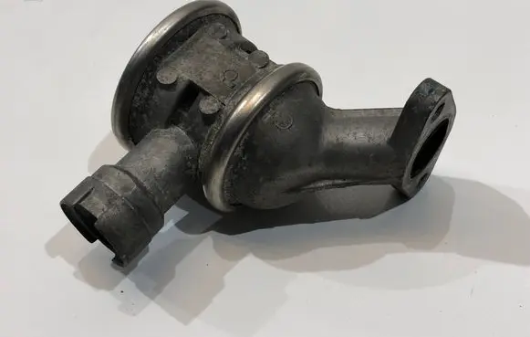BMW 7 E65 E66 EGR valve 7508273