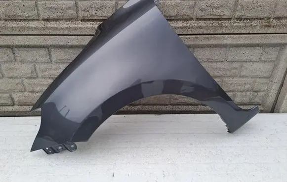 Suzuki Swift III Front wheel arch liner splash guards