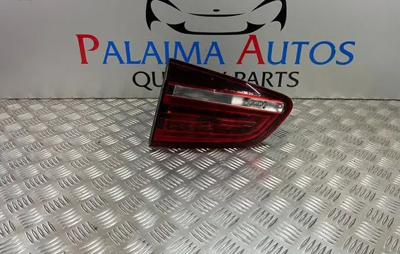 Volkswagen Sharan Tailgate rear/tail lights 7N0945308A