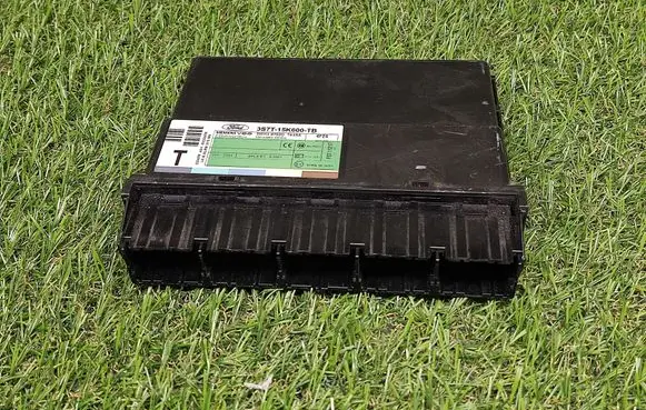 Ford Mondeo MK II Comfort/convenience module 3S7T15K600TB 5WK48752D