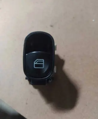 Mercedes-Benz C W203 Quarter vent window switch 