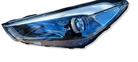 Hyundai Tucson TL Headlight/headlamp 92101D7010